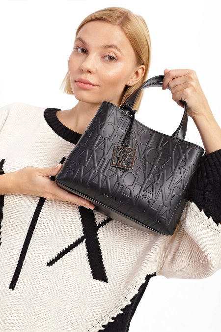 شنطة - Armani Exchange / الاصدار المحدود